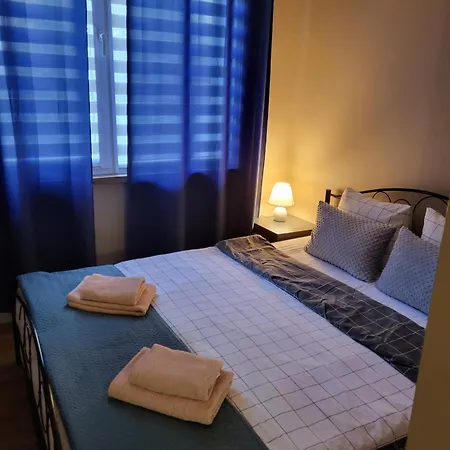 Apartment Modern Art Kredytowa-dzieci Do Lat 7 Nie Placa! Warsaw