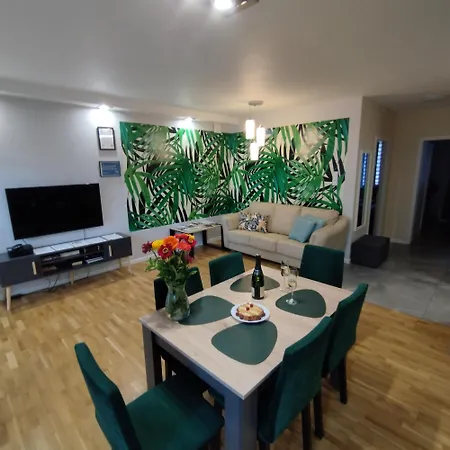 Modern Art Kredytowa-dzieci Do Lat 7 Nie Placa! * Varşova