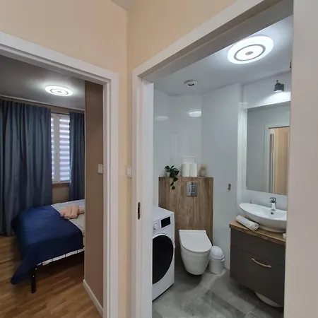 Modern Art Kredytowa-dzieci Do Lat 7 Nie Placa! Varşova