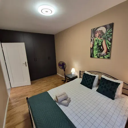 Daire Modern Art Kredytowa-dzieci Do Lat 7 Nie Placa! Varşova