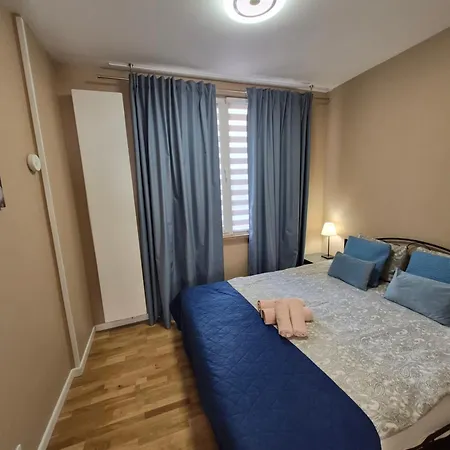 Modern Art Kredytowa-dzieci Do Lat 7 Nie Placa! Daire *